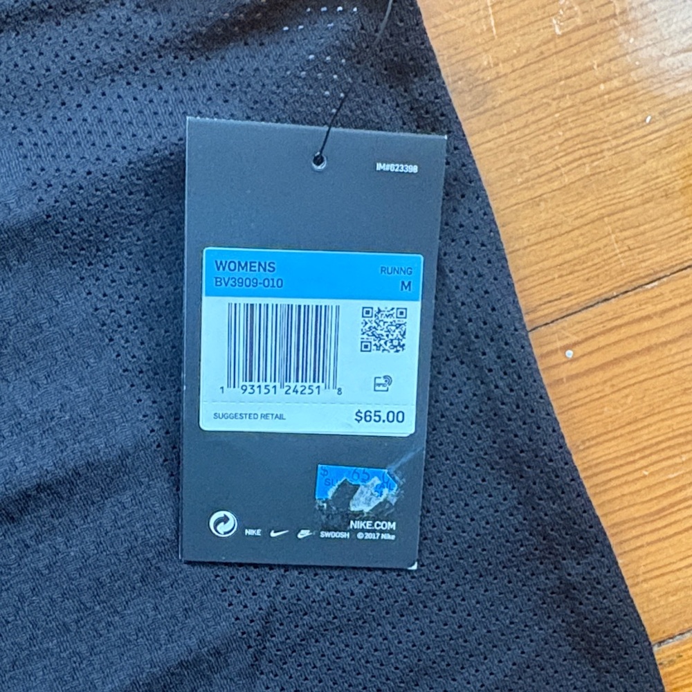 Nike Black Athletic Dri-FIT Racer Back Tank Top - Picture 3 of 5